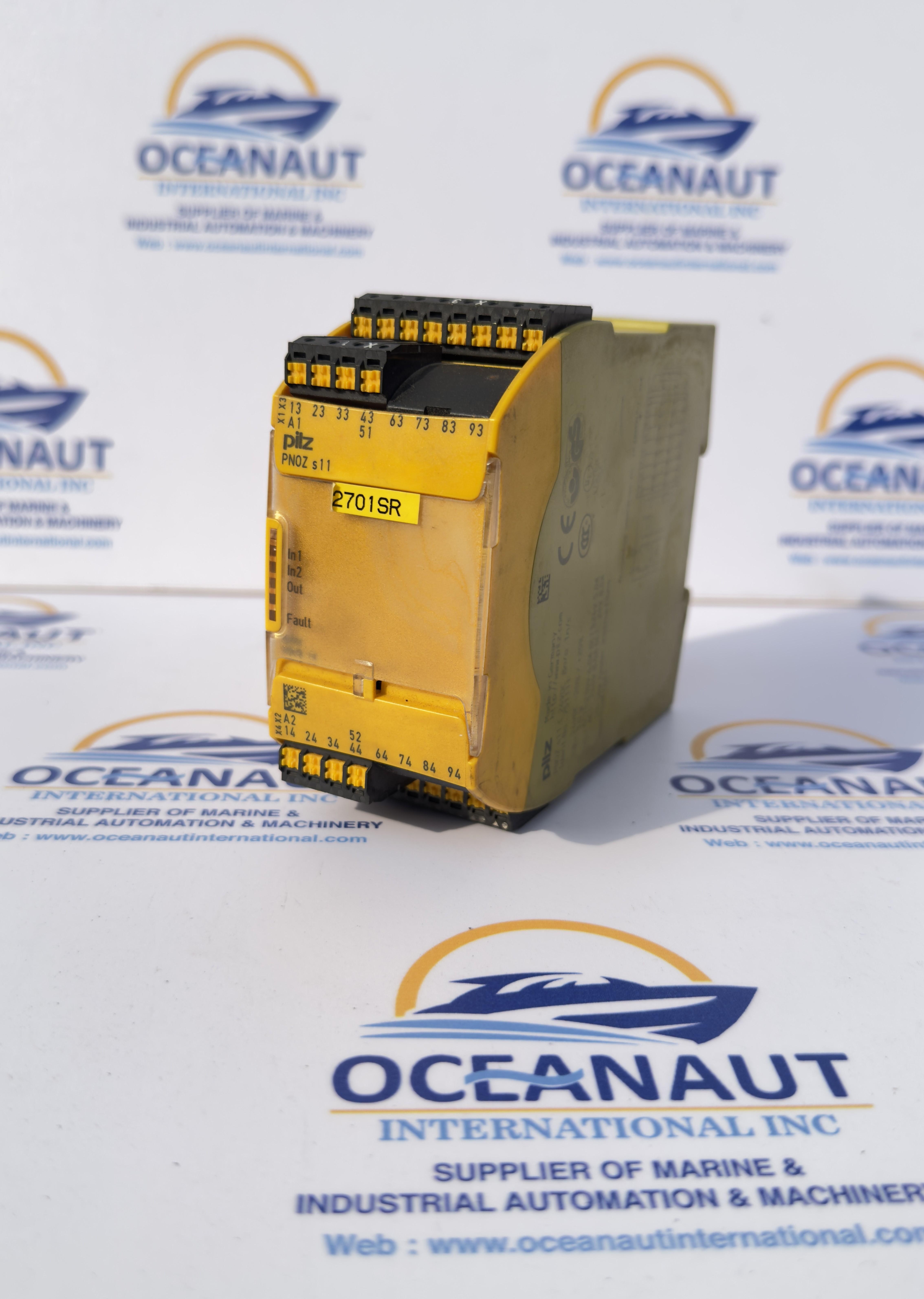 2 Pole 751111 PILZ PNOZ s11 C 24VDC 8 n/o 1 n/c SAFETY RELAY